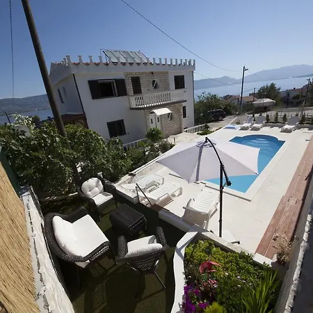 Jobst Trogir